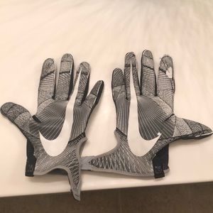Nike football gloves